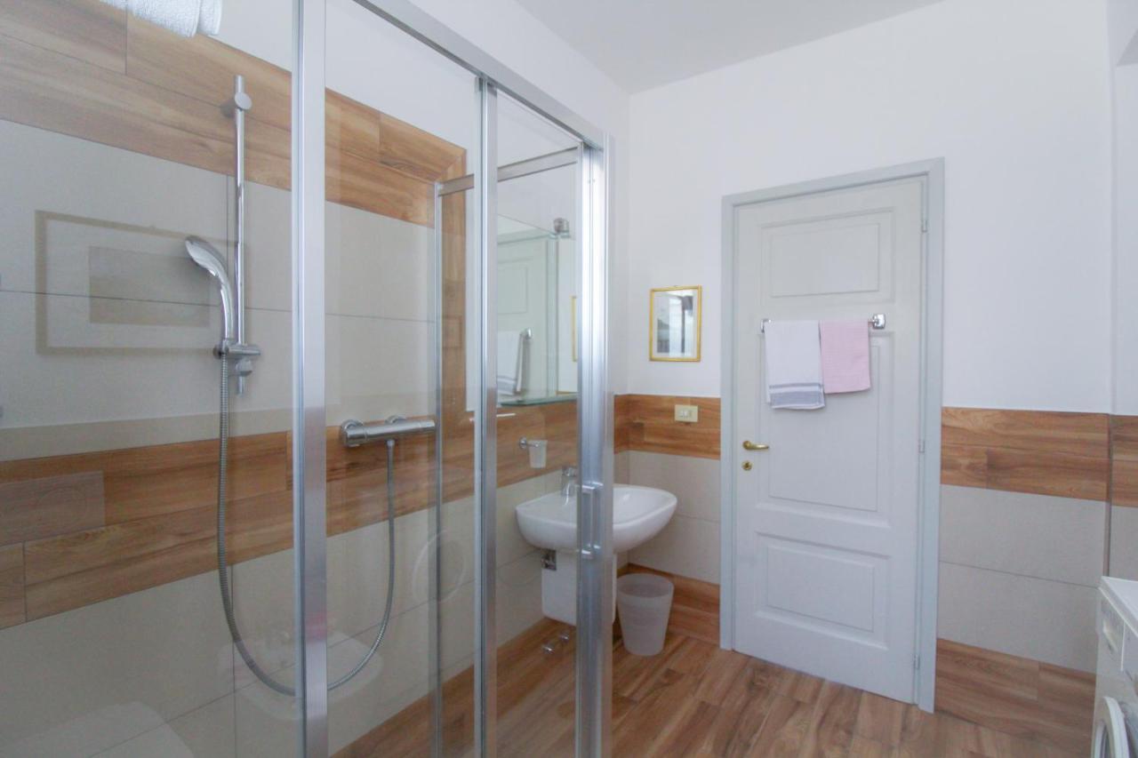 Bel Faggio Rosso Apartment Menaggio Ngoại thất bức ảnh